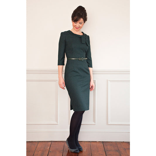 Joan Dress Sewalong No. 2: Stitching the kick pleat and the hem