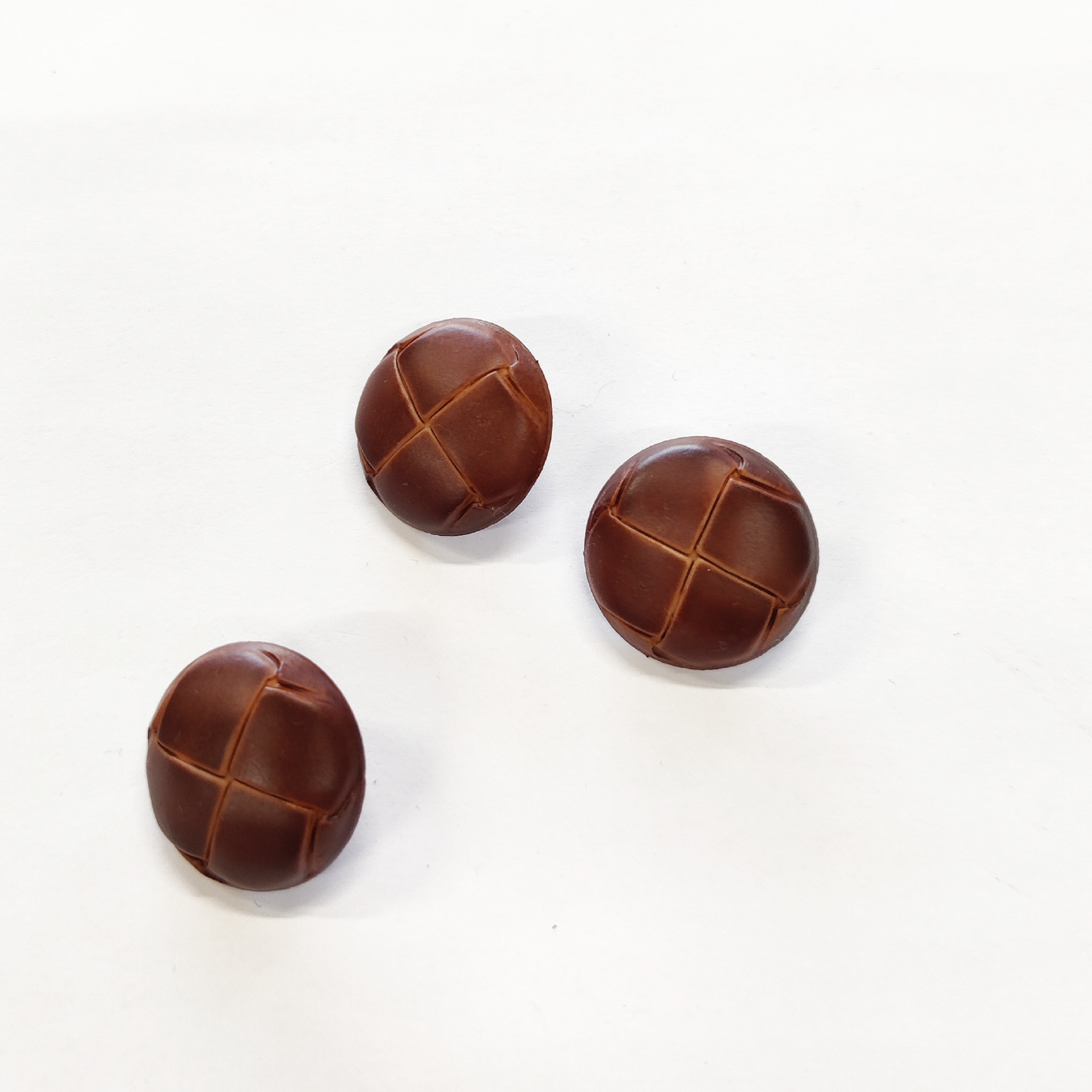 Russet Imitation Leather Shank Buttons - 23mm (#B88)