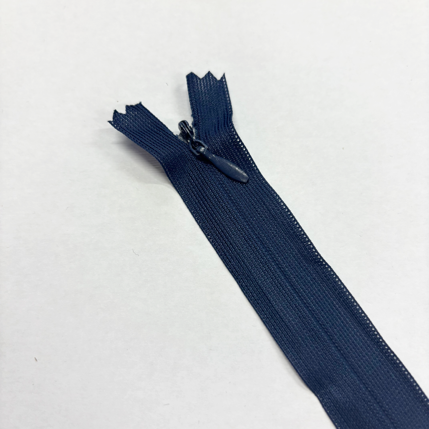 Lightweight Concealed Zip - 12"/30cm