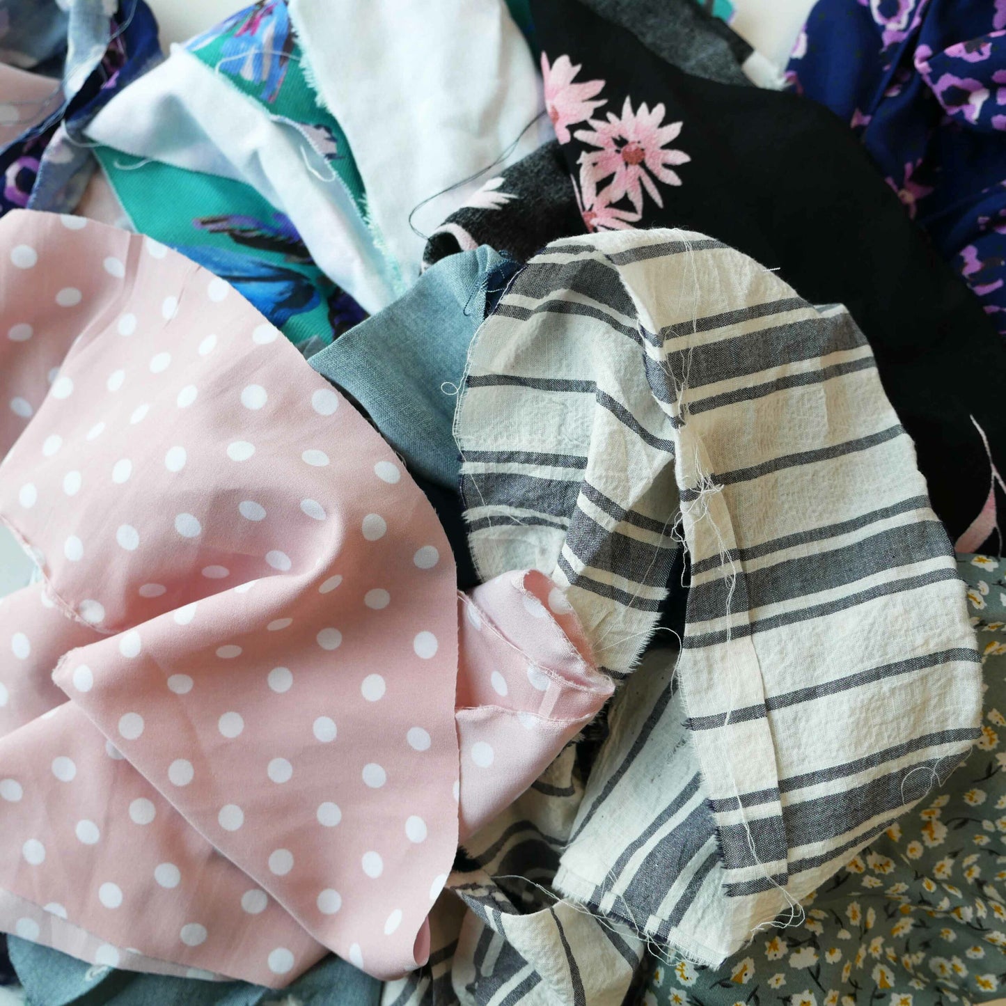 Free Fabric Scraps & Offcuts
