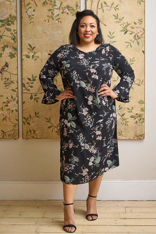 Vera Dress - Size 24/26