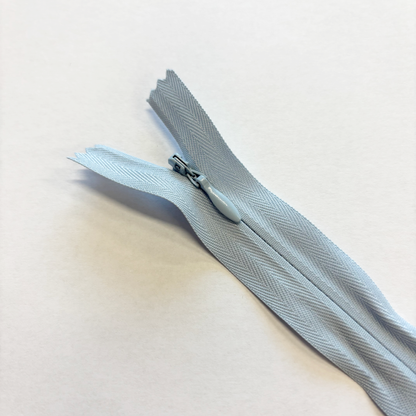 Concealed Zip - 22"/56cm