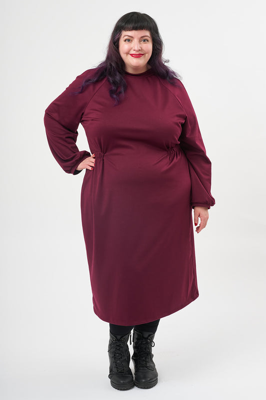 Holly Dress - Size 24/26