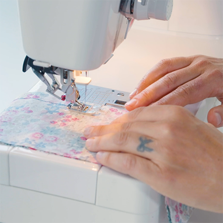 How to sew a seam