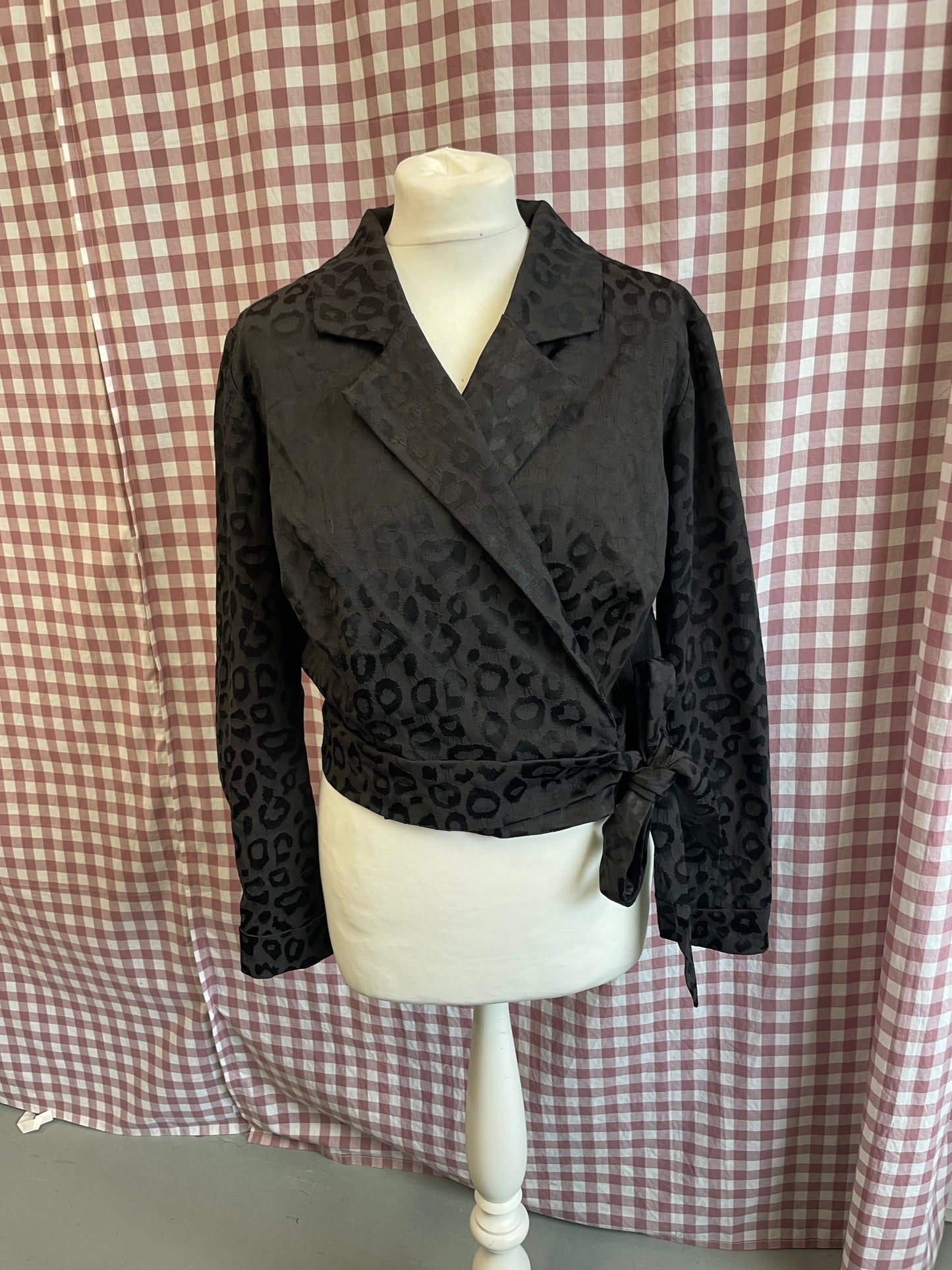 Marilyn Blouse Hack - Size 18