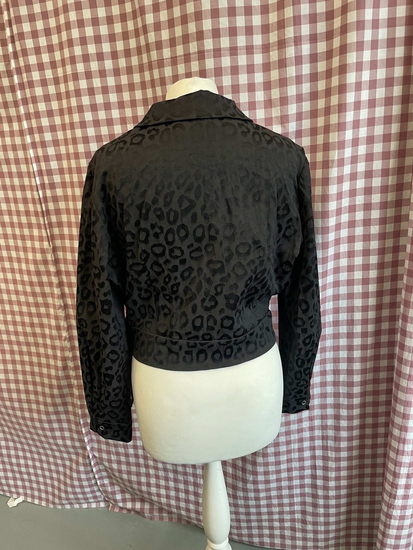 Marilyn Blouse Hack - Size 18