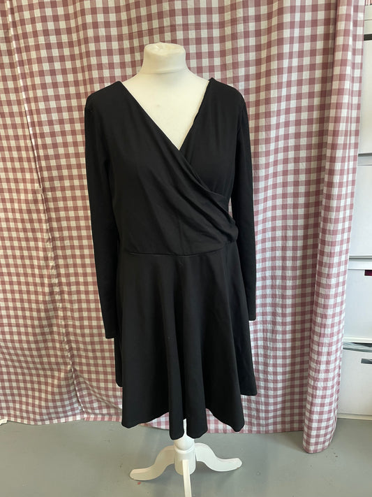 Georgie Dress - Size 18