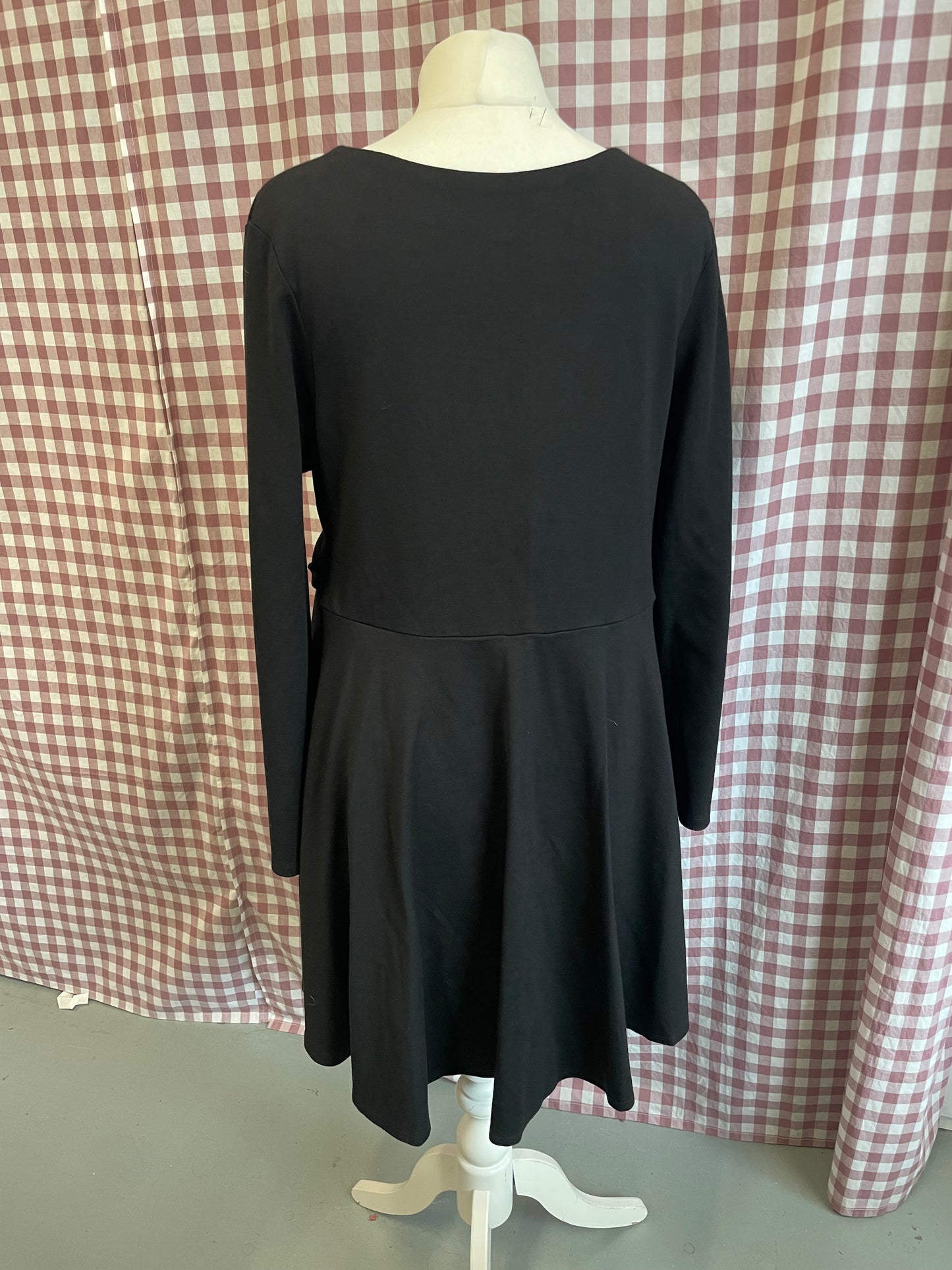 Georgie Dress - Size 18