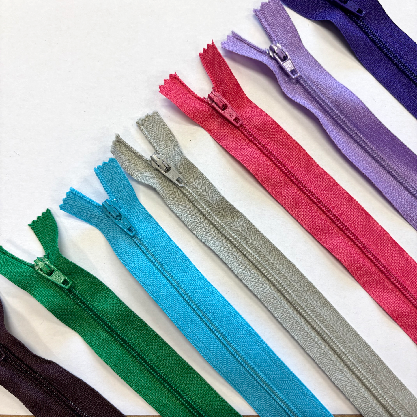 Regular Zip - 8"/20cm