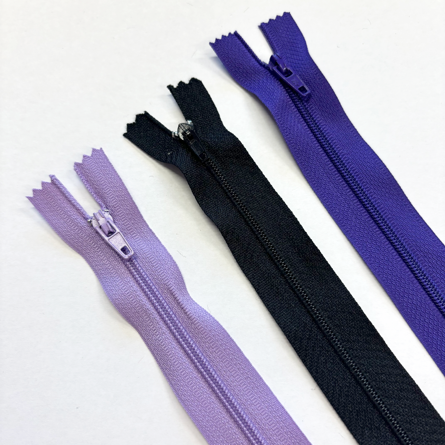 Regular Zip - 12"/30cm