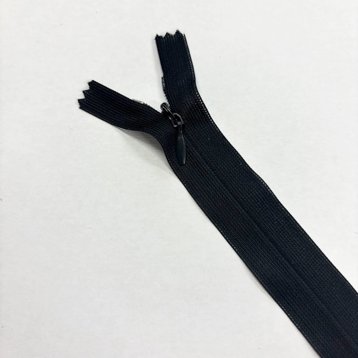 Lightweight Concealed Zip - 12"/30cm