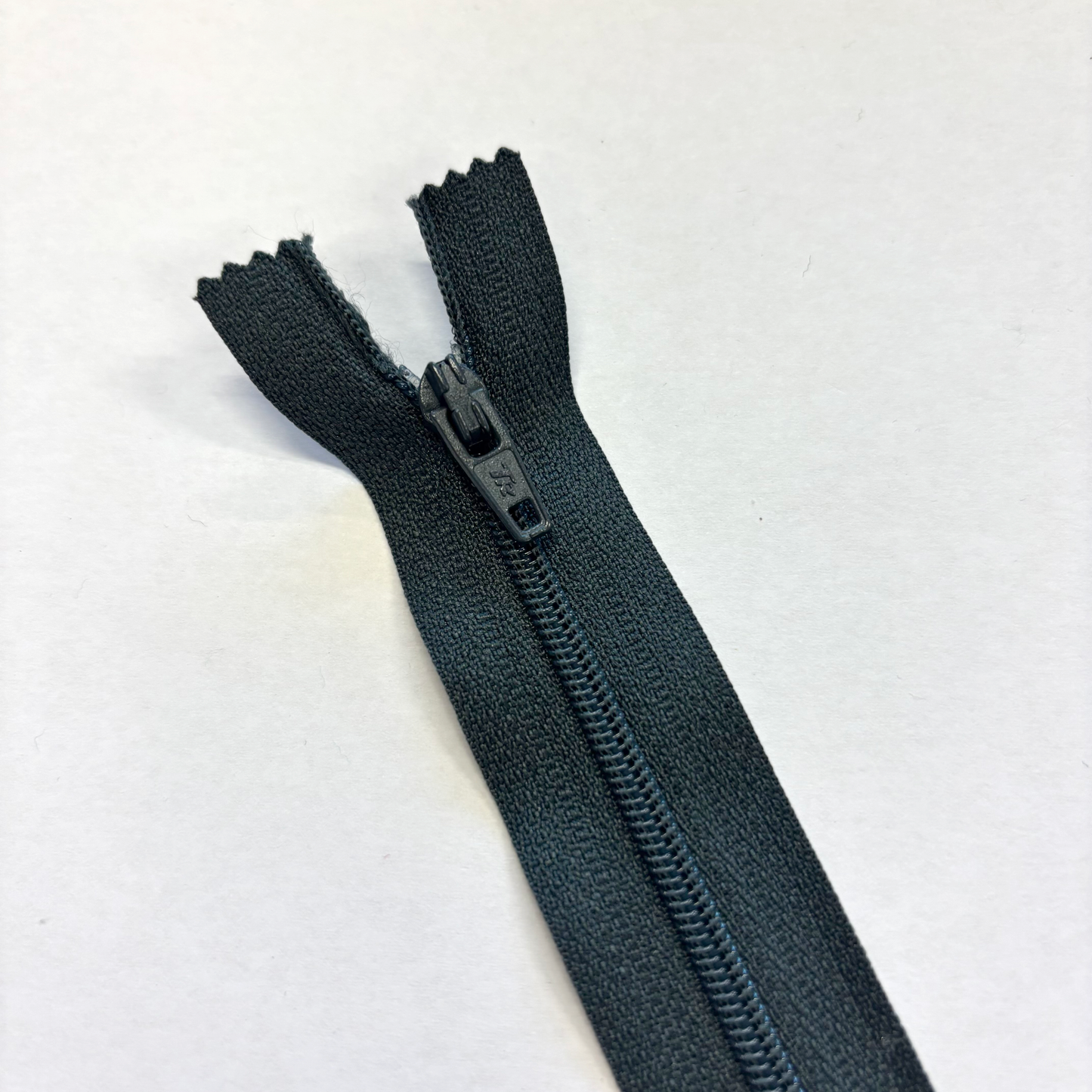Regular Zip - 8"/20cm