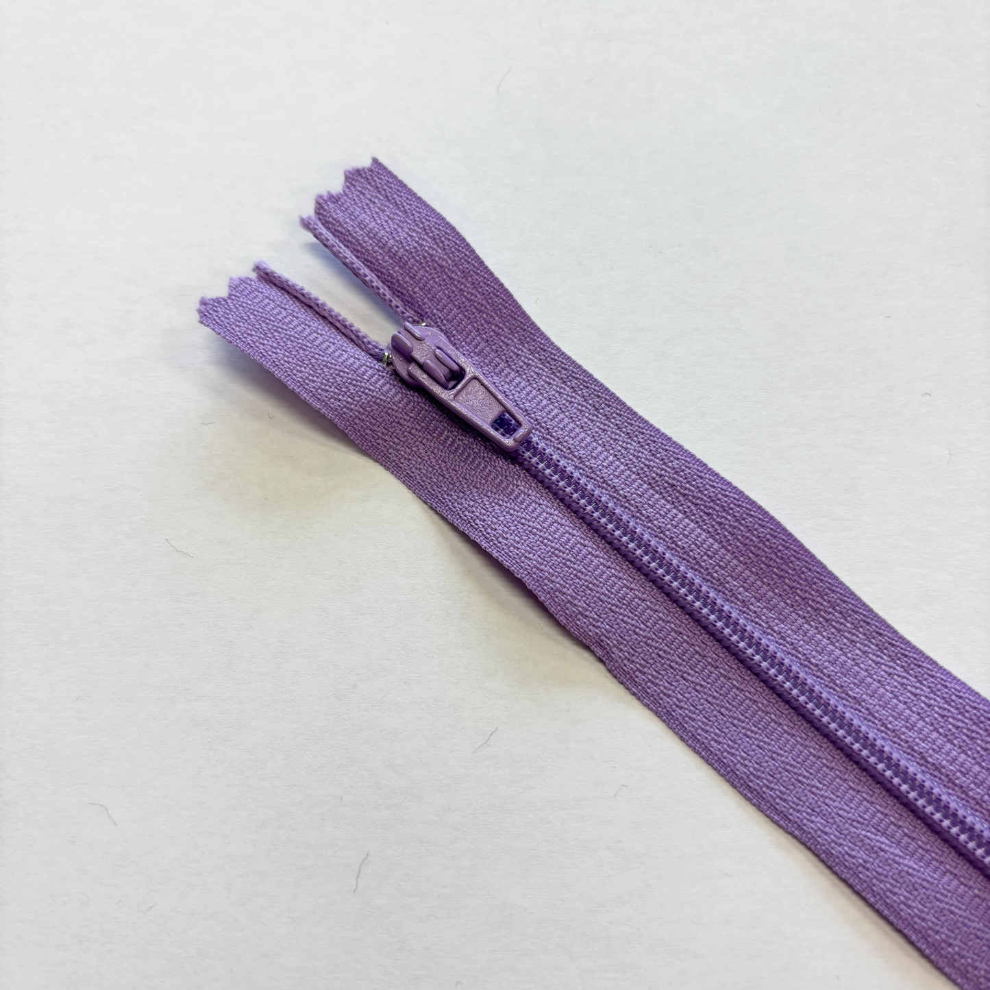 Regular Zip - 22"/56cm