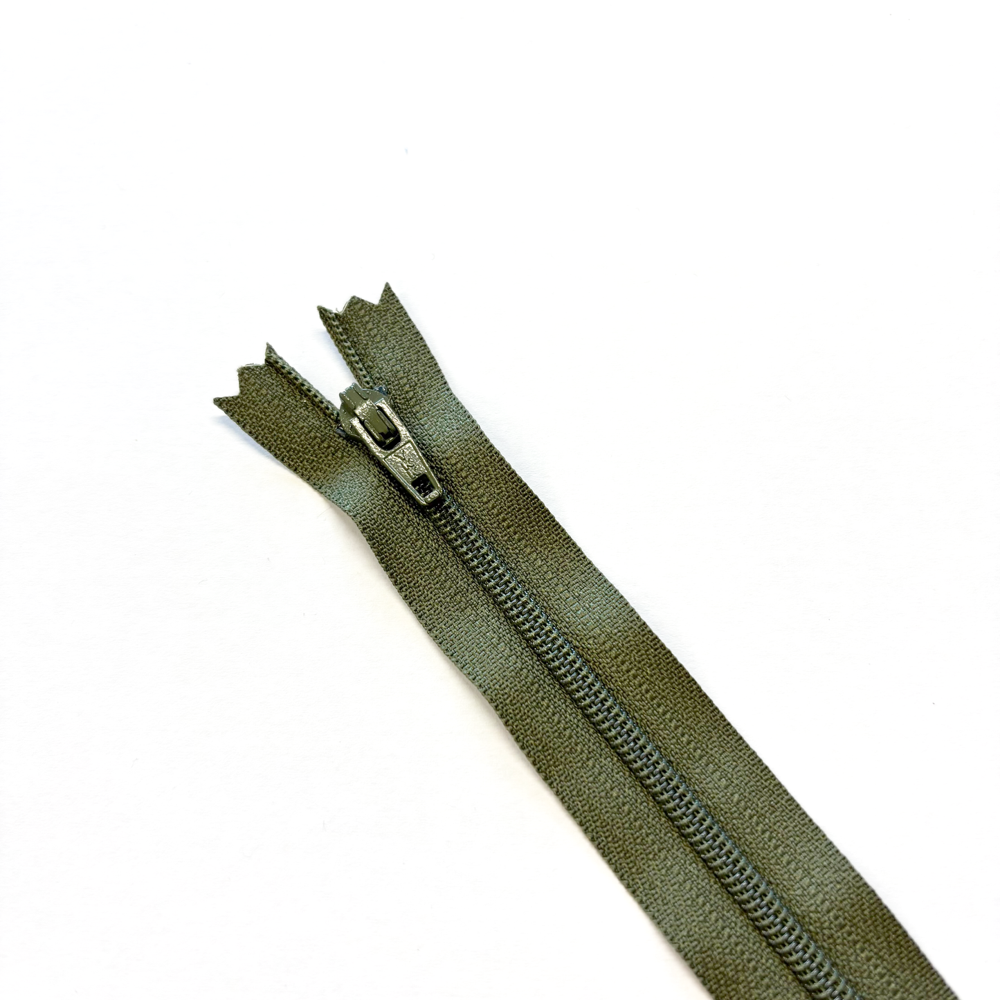 Regular Zip - 8"/20cm