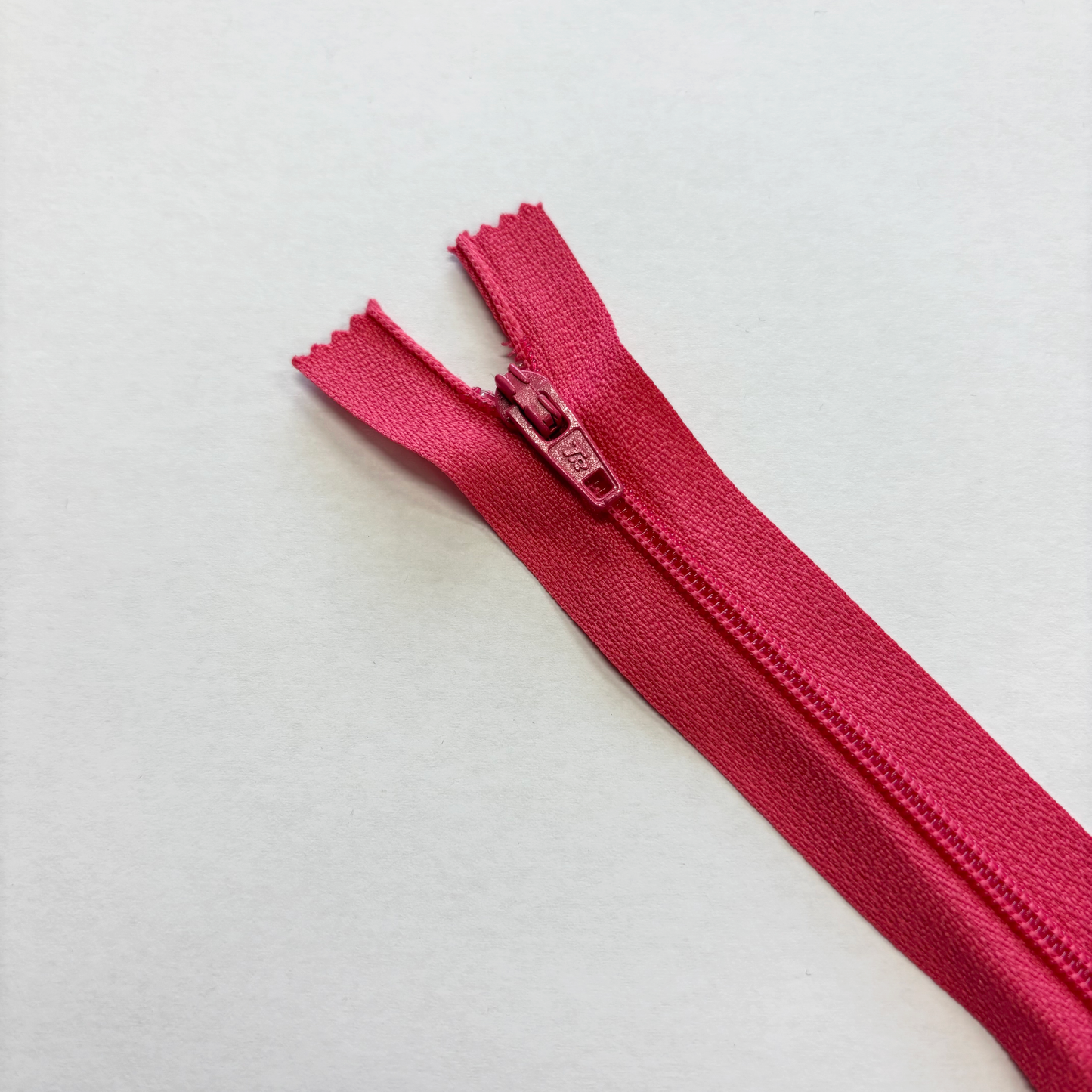 Regular Zip - 22"/56cm