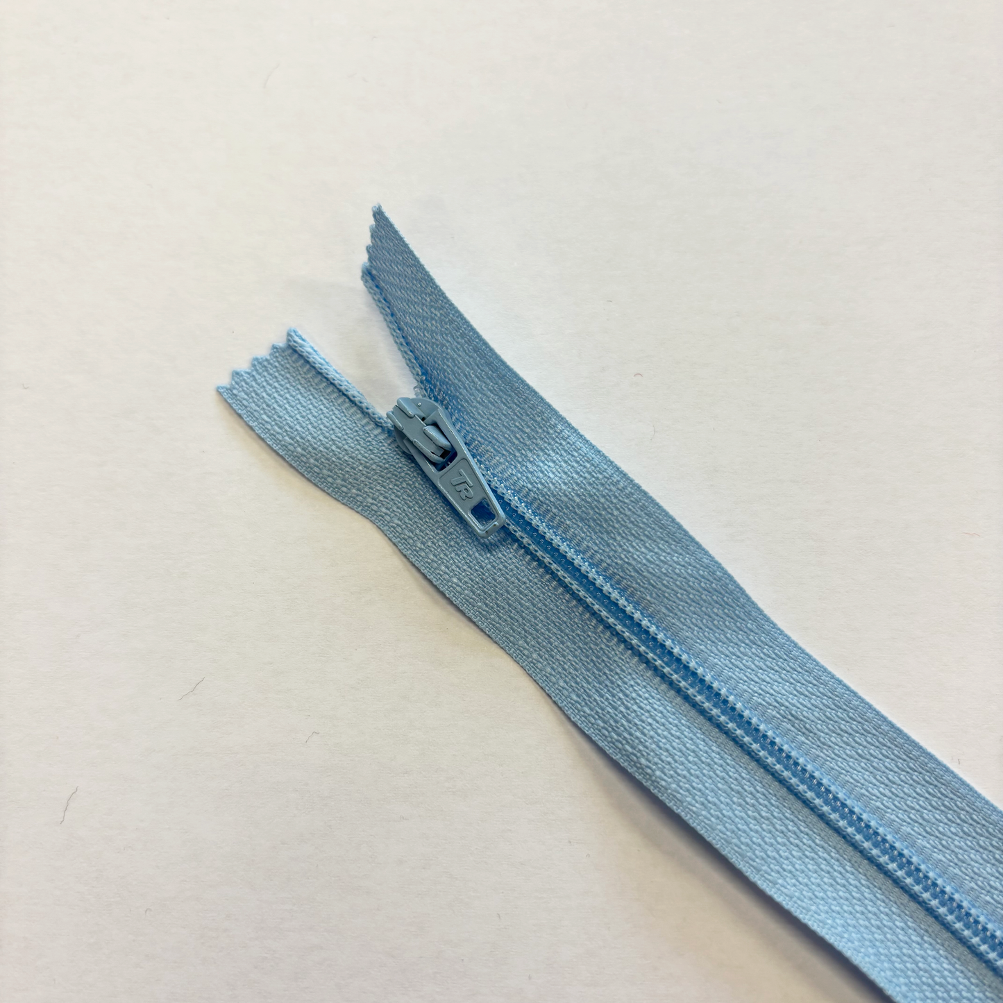 Regular Zip - 22"/56cm